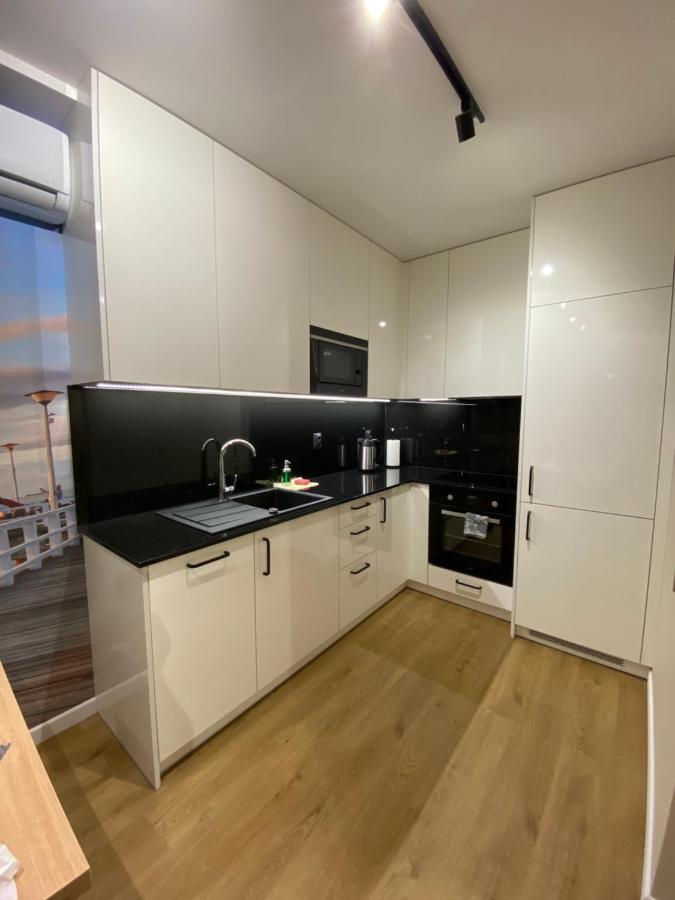Apartamenty Magia Z Bezplatnym Parkingiem I Klimatyzacja Rzeszów Kültér fotó