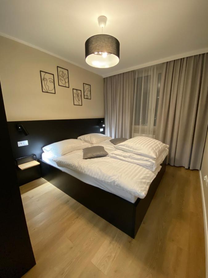 Apartamenty Magia Z Bezplatnym Parkingiem I Klimatyzacja Rzeszów Kültér fotó