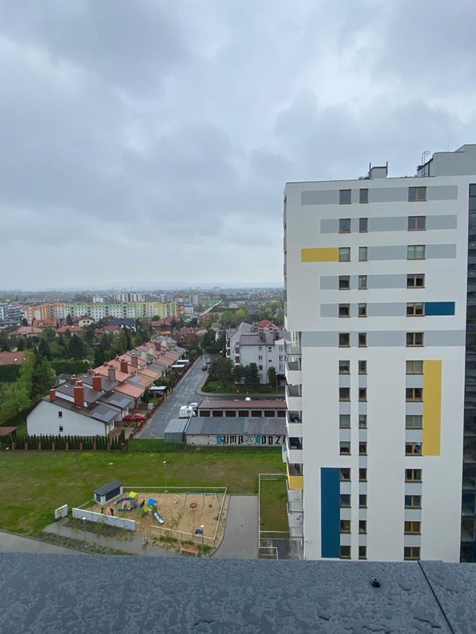 Apartamenty Magia Z Bezplatnym Parkingiem I Klimatyzacja Rzeszów Kültér fotó
